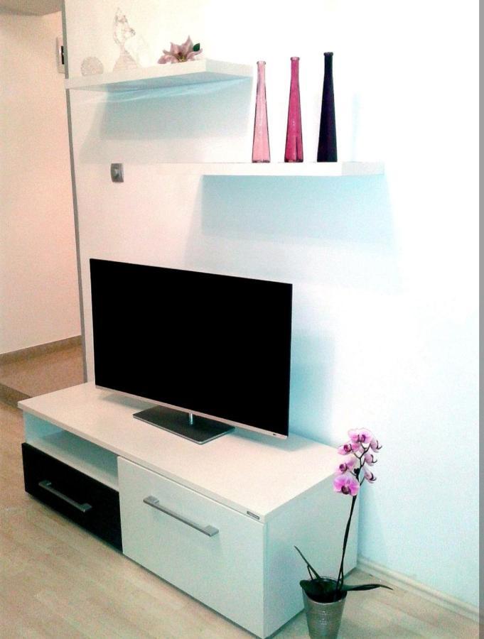 Apartment Ory Near The City Center With Free Parking Pola Esterno foto